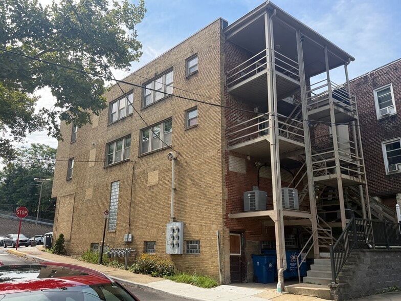 More Photos Of 2830 W Liberty Ave, Pittsburgh Storefront Retail Residential For Sale