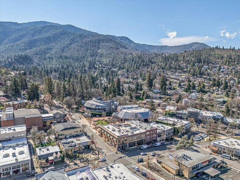 More Photos Of 145 E Main St, Ashland Restaurant For Sale