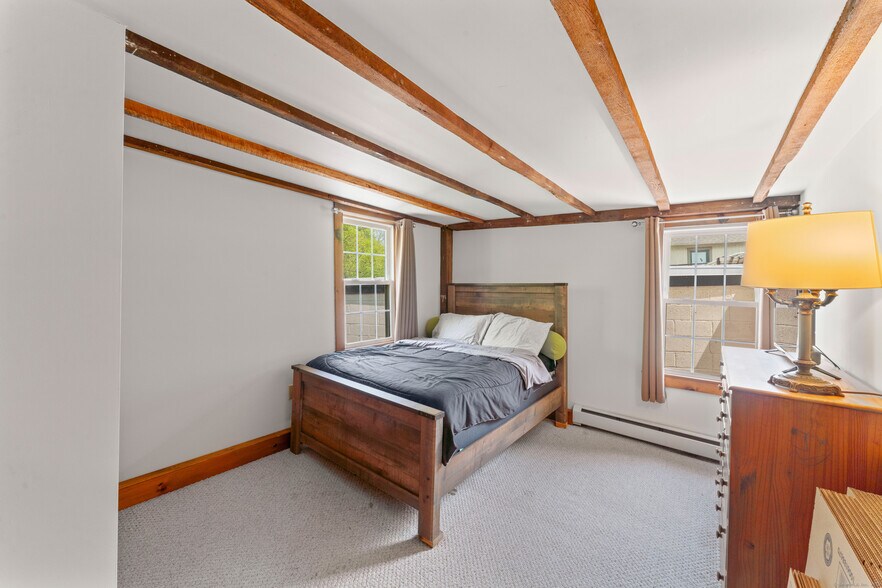 More Photos Of 11 Glen Rd, Sandy Hook Apartments For Sale