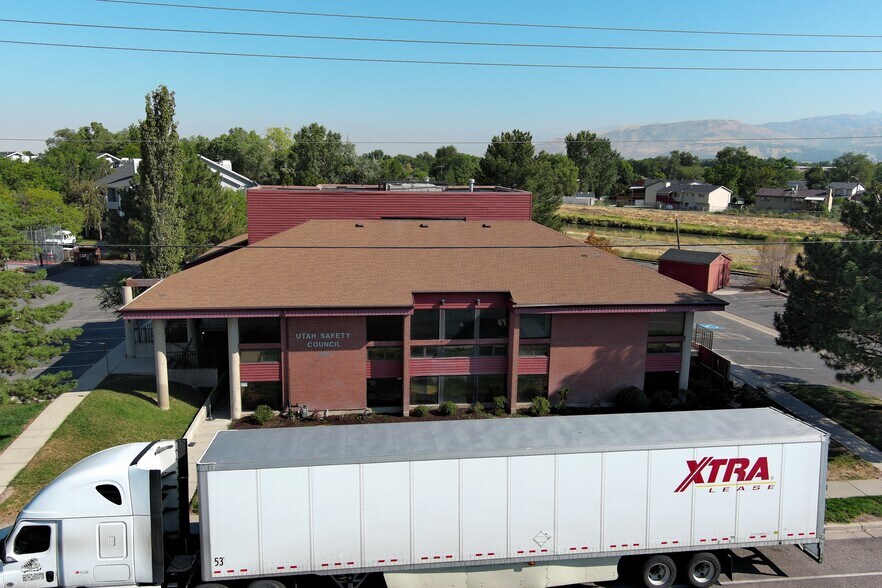 More Photos Of 1574 W 1700 S, Salt Lake City Office For Lease
