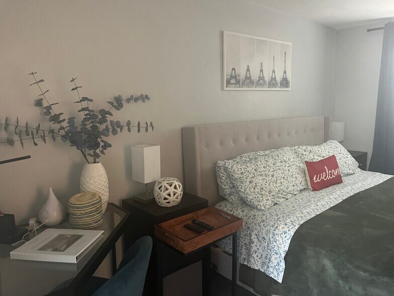 More Photos Of 115 Cleveland Ave, Largo Apartments For Sale