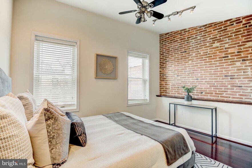 More Photos Of 1125 S Charles St, Baltimore Storefront Retail Residential For Sale