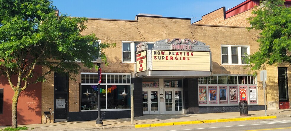 More Photos Of 315 E Grand River Ave, Howell Movie Theatre For Sale