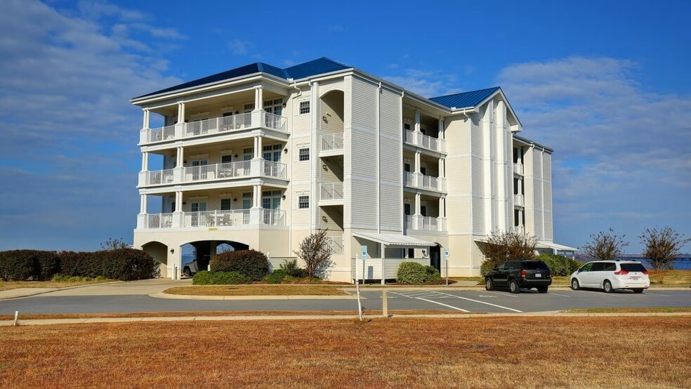 More Photos Of 231 Waterside Dr, Roper Apartments For Sale