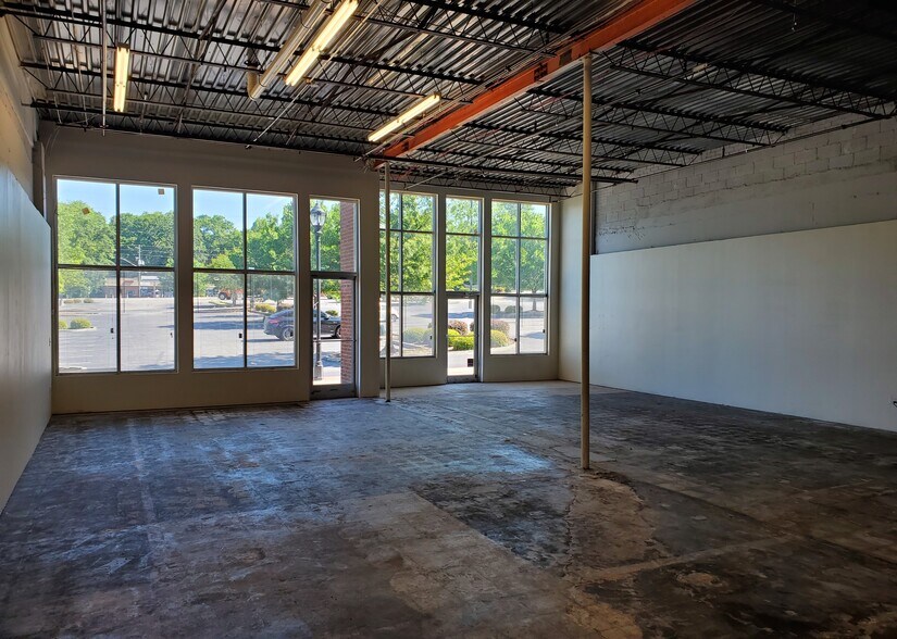 More Photos Of 1805-1863 Memorial Dr SE, Atlanta Unknown For Sale