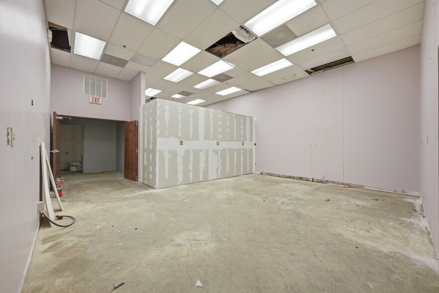More Photos Of 433 SW 10th St, Ocala Medical For Sale
