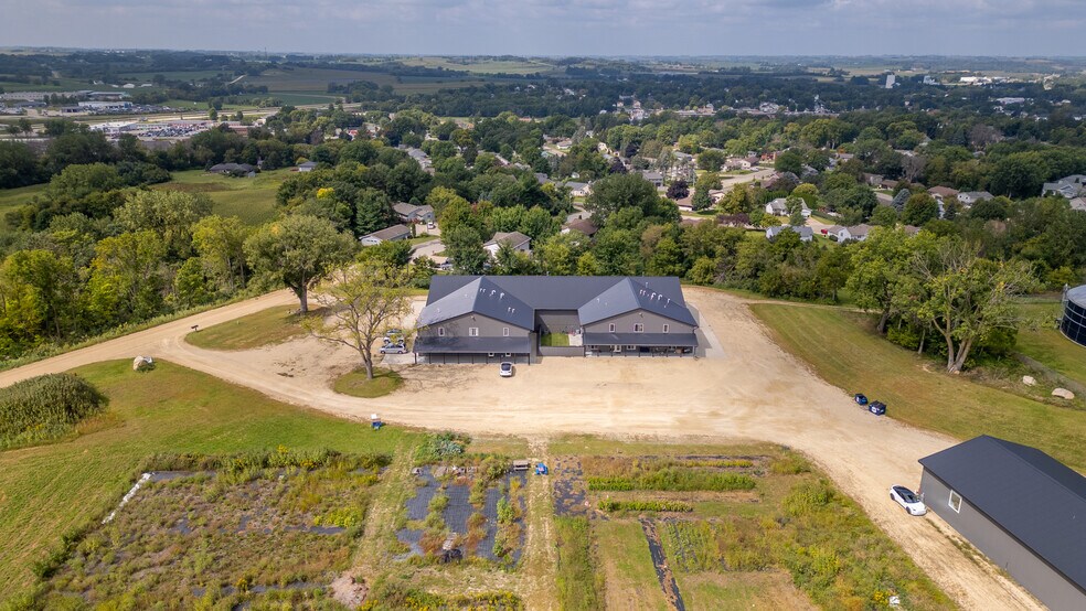 More Photos Of 514 E 9th St, Zumbrota Industrial For Lease