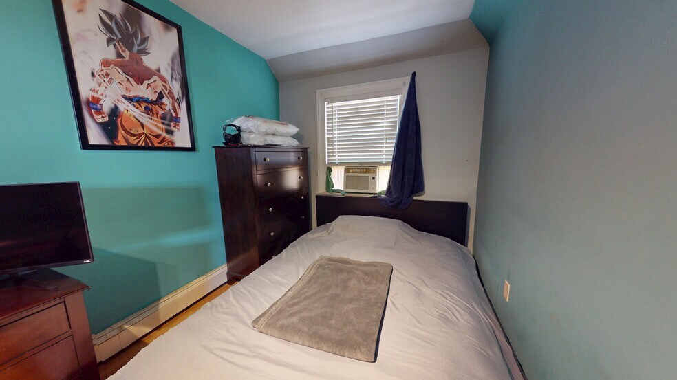 More Photos Of 3108 Healy Ave, Far Rockaway Apartments For Sale