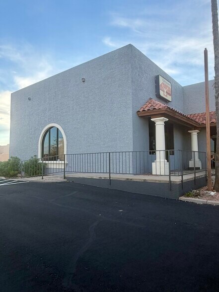 More Photos Of 16939 E Colony Dr, Fountain Hills Warehouse For Lease