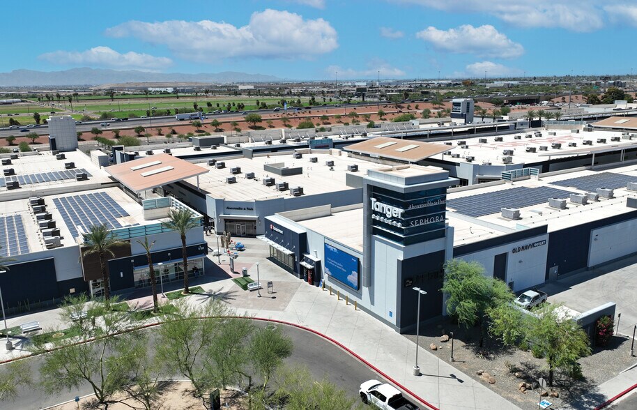 Primary Photo Of 6800 N 95th Ave, Glendale General Retail For Lease