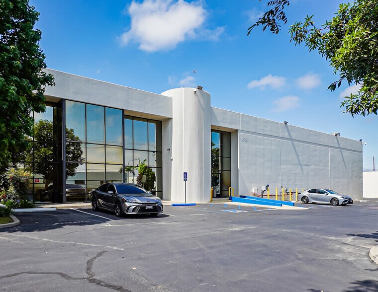 More Photos Of 1230 Railroad St, Corona Warehouse For Sale