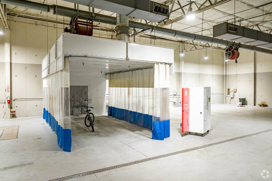 More Photos Of 4636 N Dale Mabry Hwy, Tampa Auto Dealership For Lease