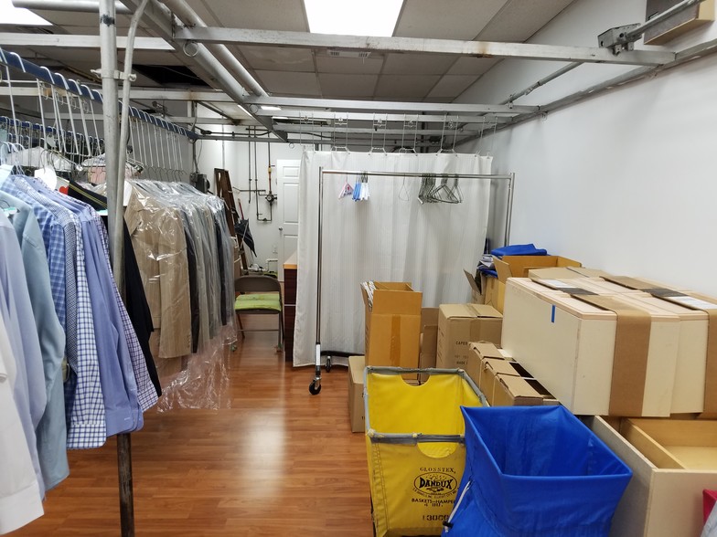 More Photos Of 13613-13637 Annapolis Rd, Bowie Storefront For Sale