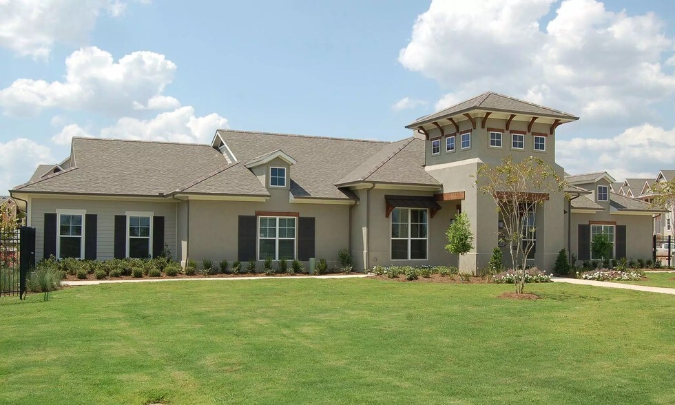 Primary Photo Of 120 3rd Ave SE, Halliday Apartments For Sale