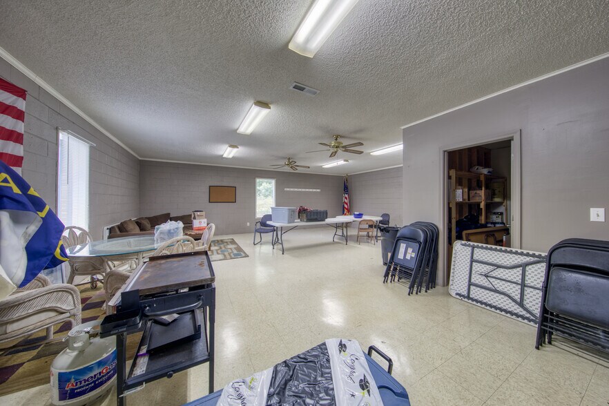 More Photos Of 10769 W Lee Hwy, Loudon Loft Creative Space For Sale