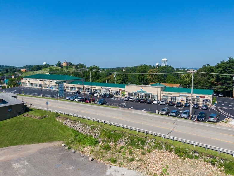 59925998 Steubenville Pike, Mc Kees Rocks, PA 15136 Retail For Lease
