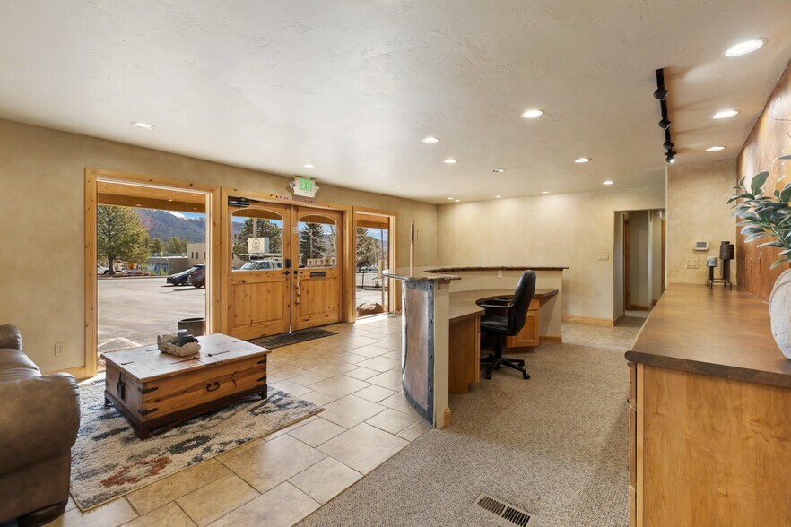 More Photos Of 350 N Pine St, Woodland Park Medical For Sale