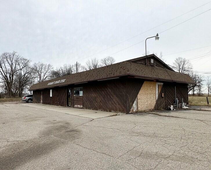 6955 E M 71, Durand, MI 48429 Freestanding For Sale