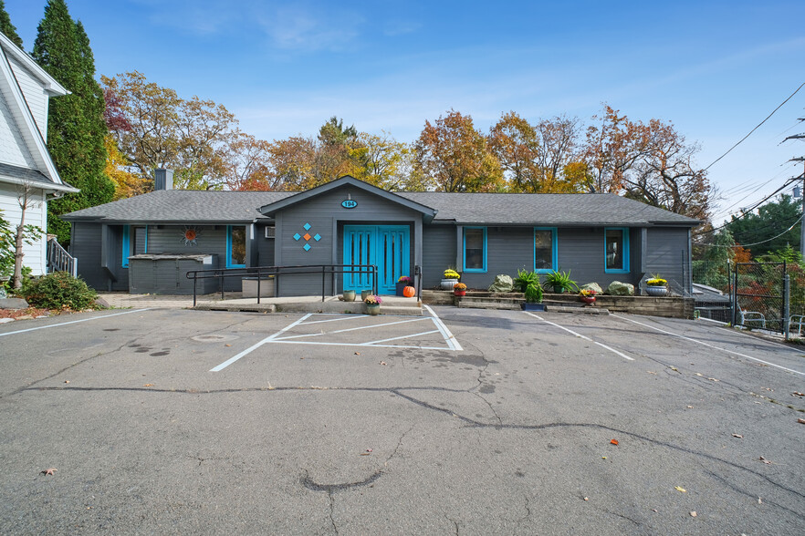 Primary Photo Of 192 2nd Ave, Cedar Grove Office Residential For Sale