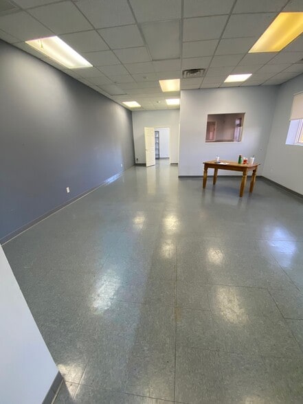 More Photos Of 6610 Denver Industrial Park Rd, Denver Warehouse For Lease
