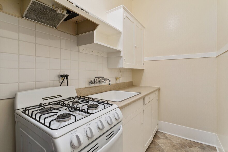 More Photos Of 1215 N Nevada Ave, Colorado Springs Apartments For Sale