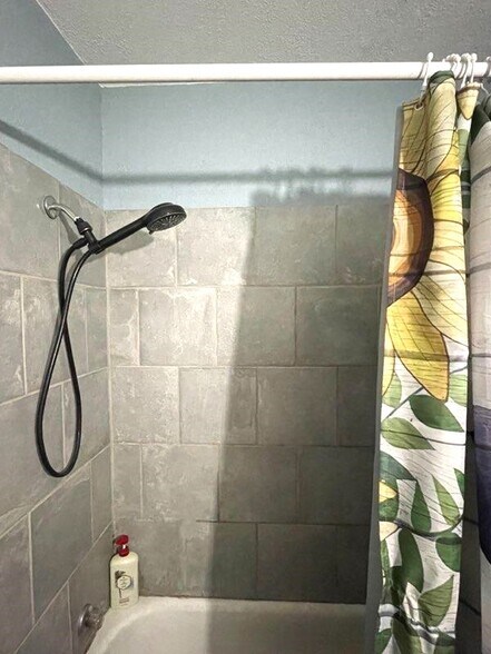 More Photos Of 204 W 5th St, Wellsville Apartments For Sale