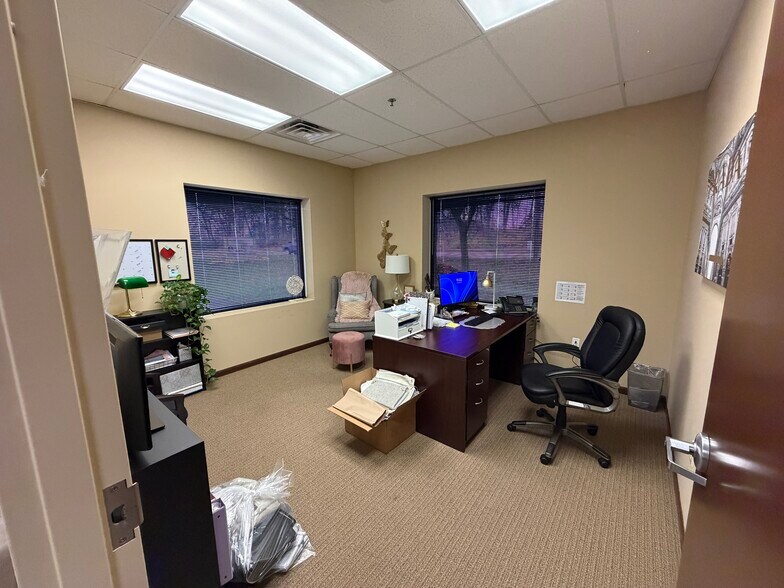 More Photos Of 3310 Middlebury St, Elkhart Manufacturing For Lease