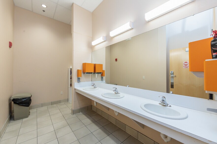 More Photos Of 8555-8735 Day Dr, Parma General Retail For Sale