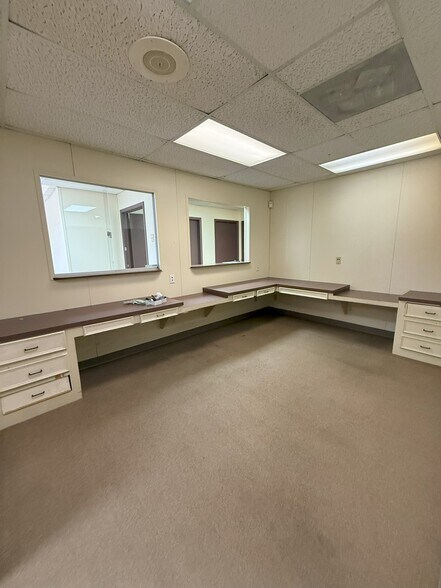 More Photos Of 4521 S Staples St, Corpus Christi Office For Sale