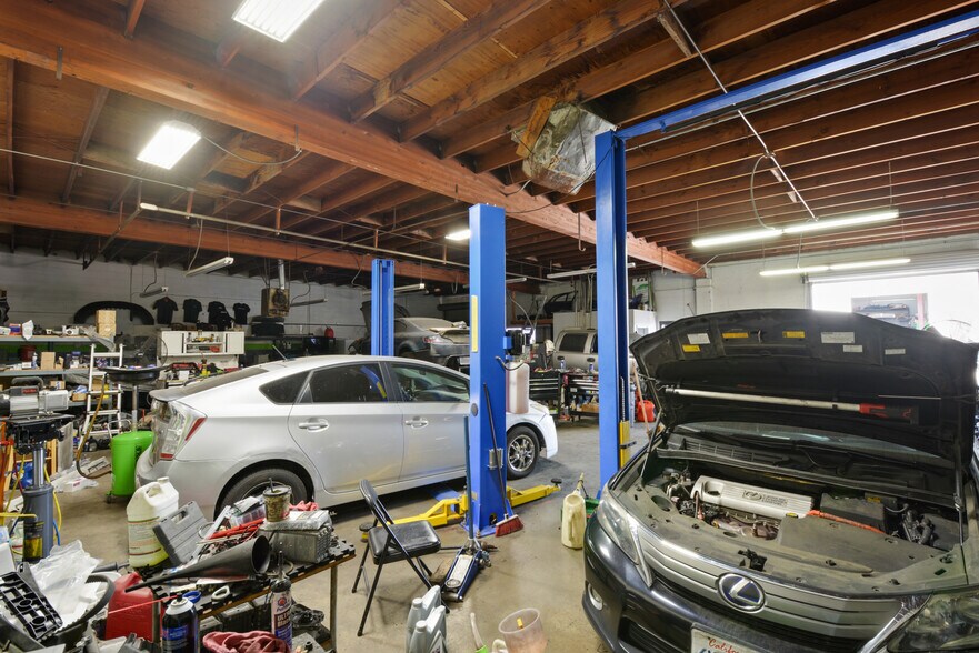 More Photos Of 8981-8983 Rose Ave, Montclair Auto Repair For Sale