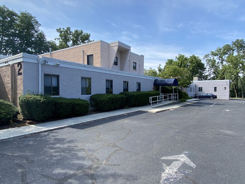 More Photos Of 216 Congers Rd, New City Office For Sale