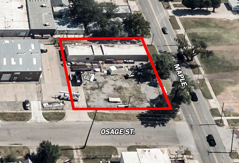 More Photos Of 716 W Maple St, Wichita Office For Lease