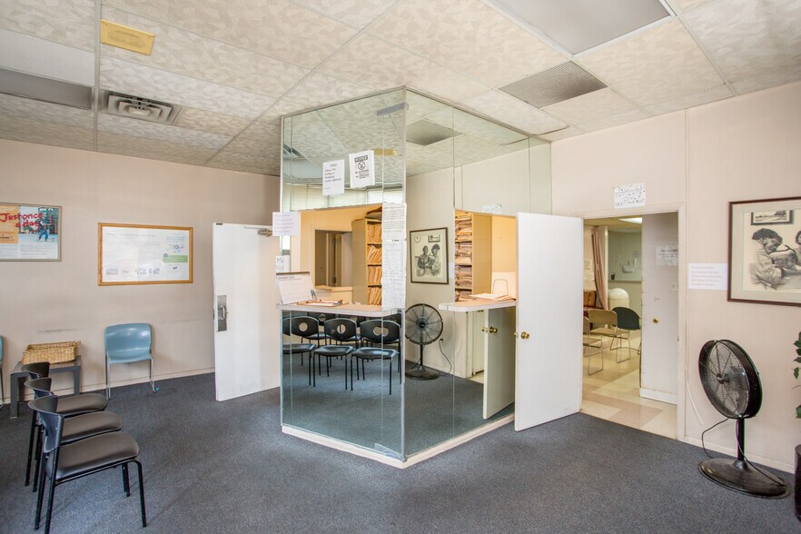 More Photos Of 7301 Stenton St, Philadelphia Medical For Sale