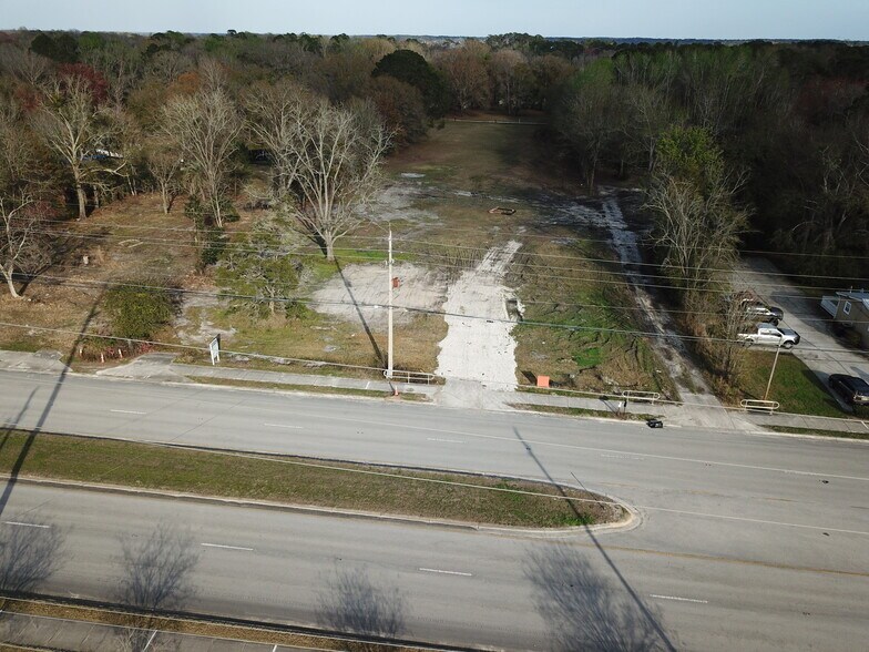 More Photos Of 407 College Dr, Middleburg Land For Sale