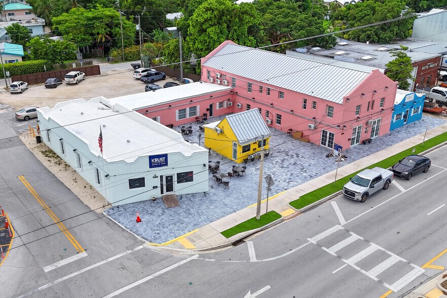 More Photos Of 91865 Overseas Hwy, Tavernier Storefront Retail Residential For Lease