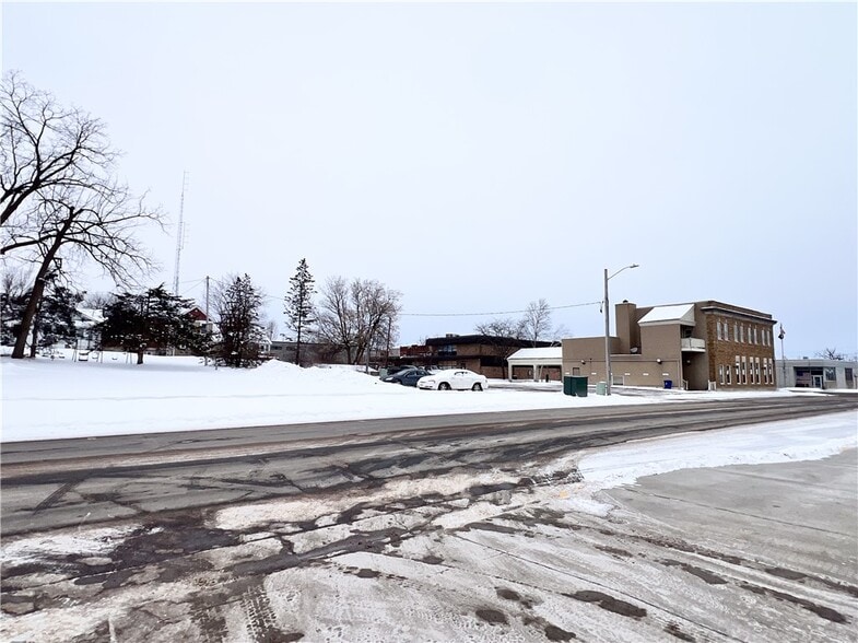 More Photos Of 436 E La Salle Ave, Barron Office Residential For Sale