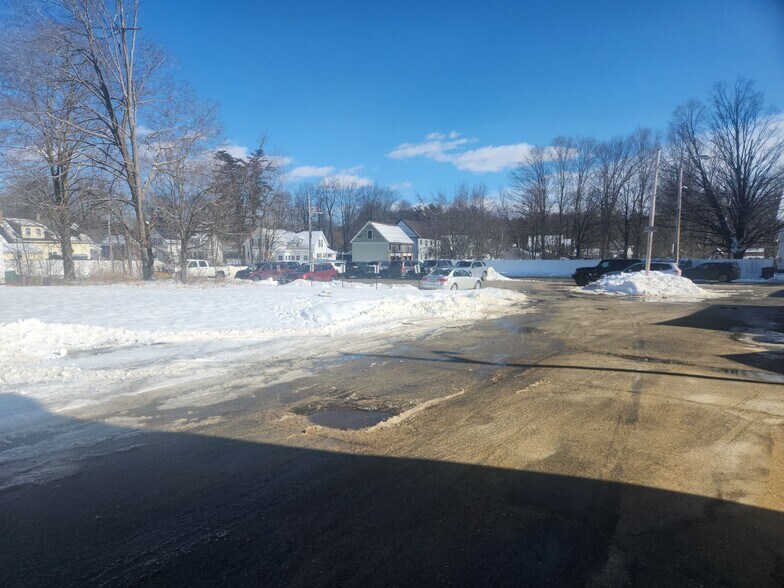 More Photos Of 241 Main St, Townsend Office Residential For Lease