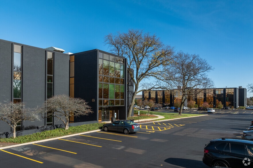 More Photos Of 799 Roosevelt Rd, Glen Ellyn Unknown For Lease