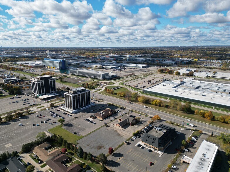 More Photos Of 30500 Van Dyke Ave, Warren Office For Lease