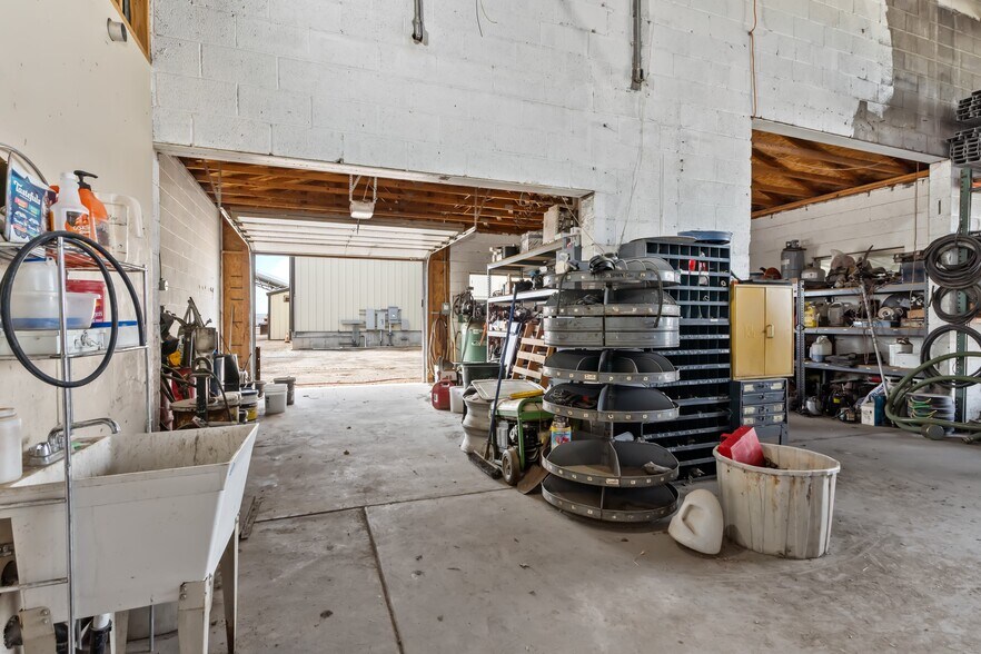 More Photos Of 908 W 1000 N, Spanish Fork Manufacturing For Sale