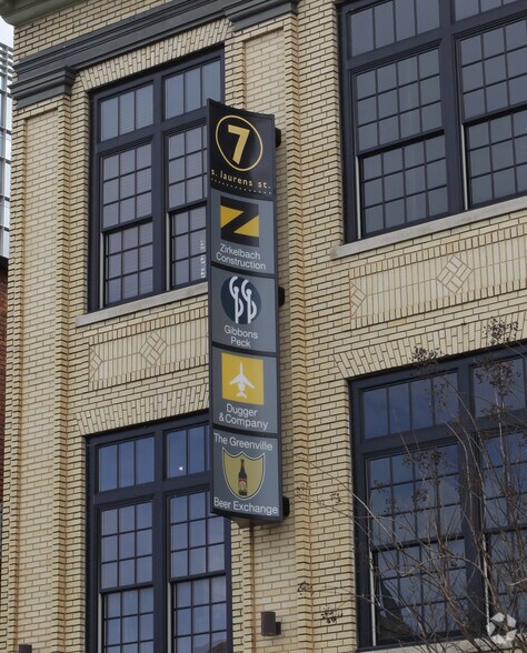 More Photos Of 7 S Laurens St, Greenville Office For Sale