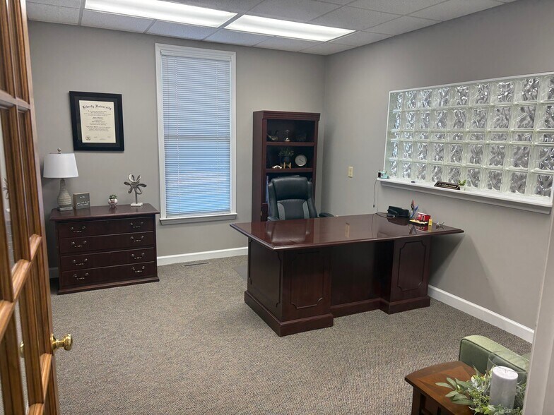 More Photos Of 1616 Roanoke Rd, Daleville Office For Lease