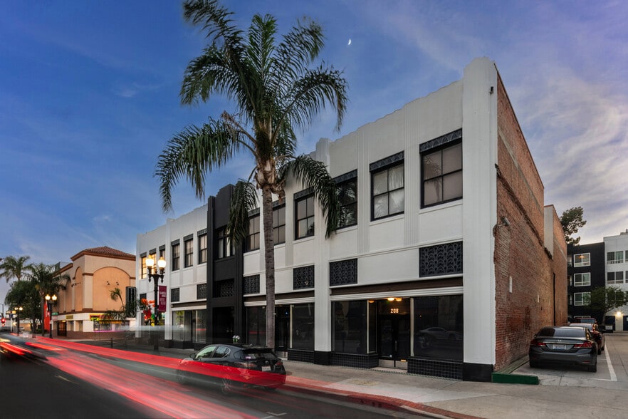Primary Photo Of 200-208 N Broadway, Santa Ana Storefront Retail Office For Lease