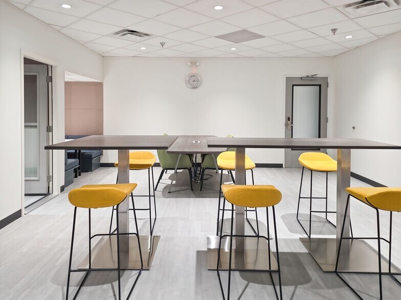 More Photos Of 4211 Cedar Springs Rd, Dallas Office Residential For Lease