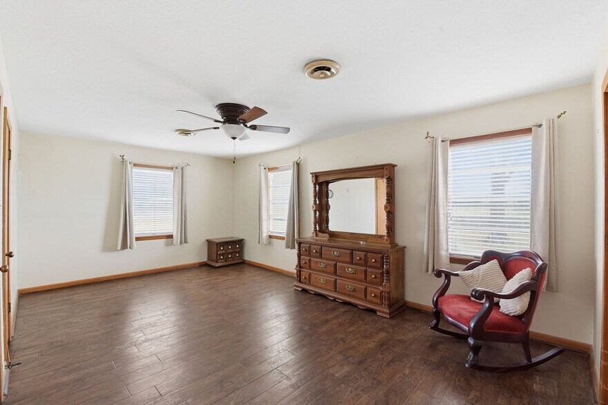 More Photos Of 1839 Henderson rd, Angleton Land For Sale