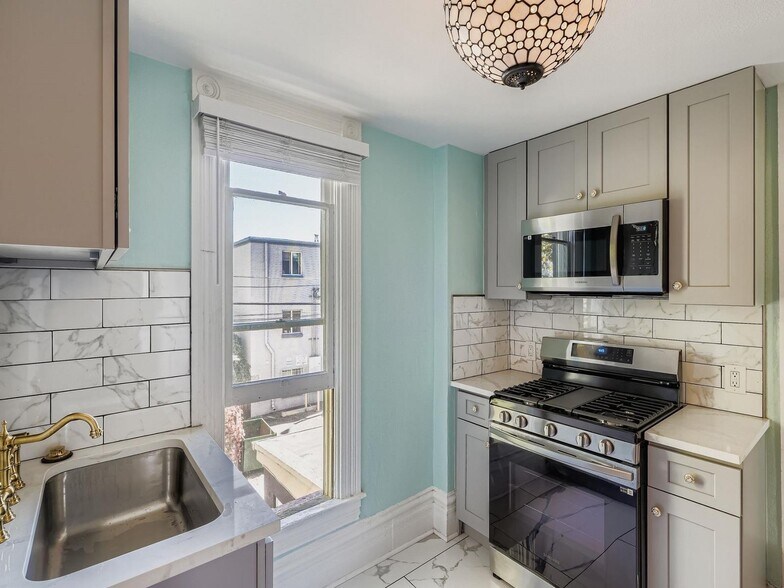 More Photos Of 1424 Clayton St, Denver Multifamily For Sale