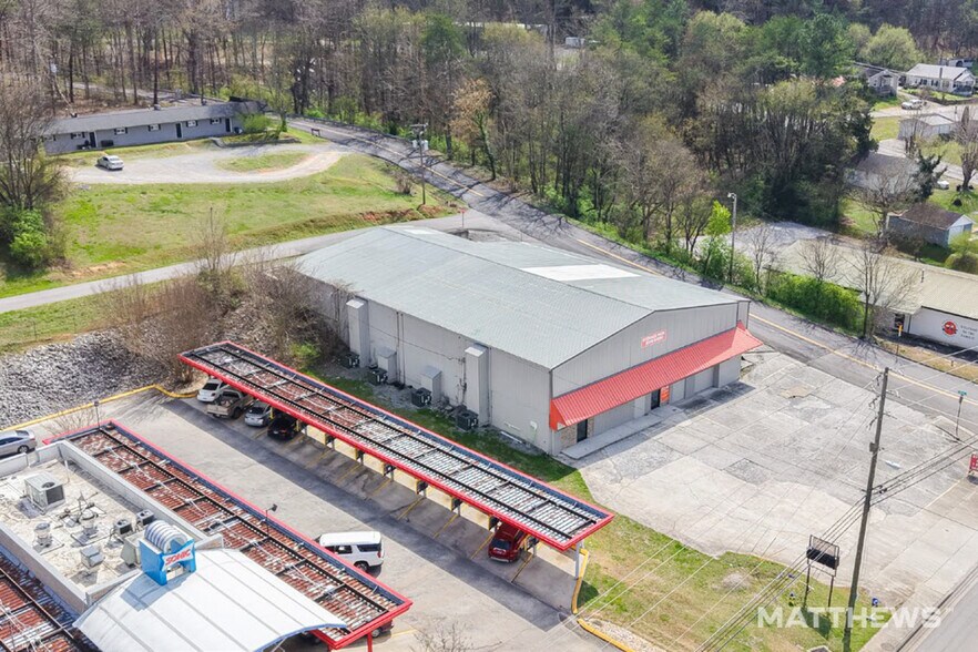 More Photos Of 3917 Michigan Avenue Rd NE, Cleveland Industrial For Sale