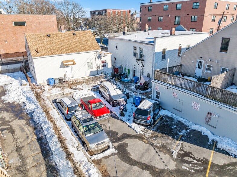 More Photos Of 7 Felton St, Waltham Apartments For Sale