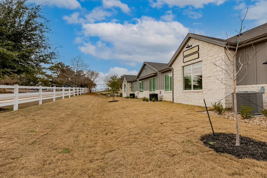 More Photos Of 2901 Caballo Ranch Blvd, Cedar Park Unknown For Lease