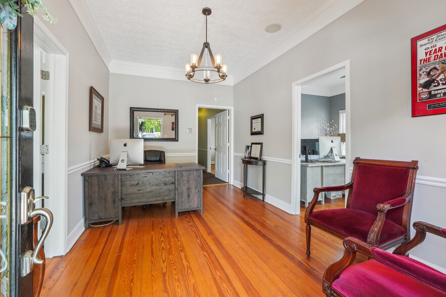 More Photos Of 321 E Main St, Canton Office Residential For Sale